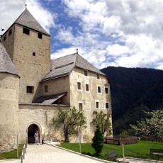 Ciastel de Tor / Castel Tor, sede del Museo Ladino di San Martin de Tor / San Martino in Badia