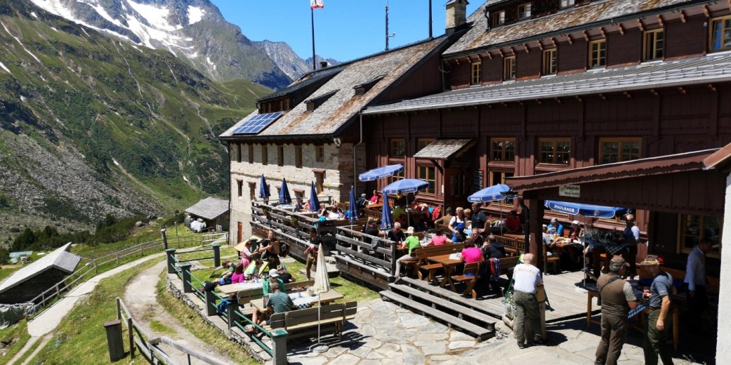 Rifugio "Berliner Hütte"