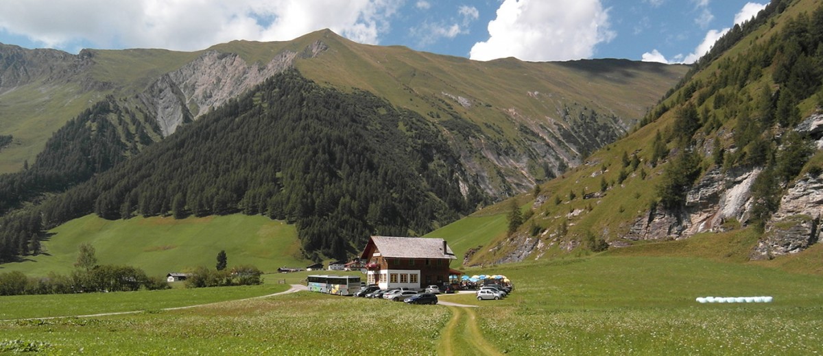L'Alpengasthof Kasern alla testa della valle Schmirntal