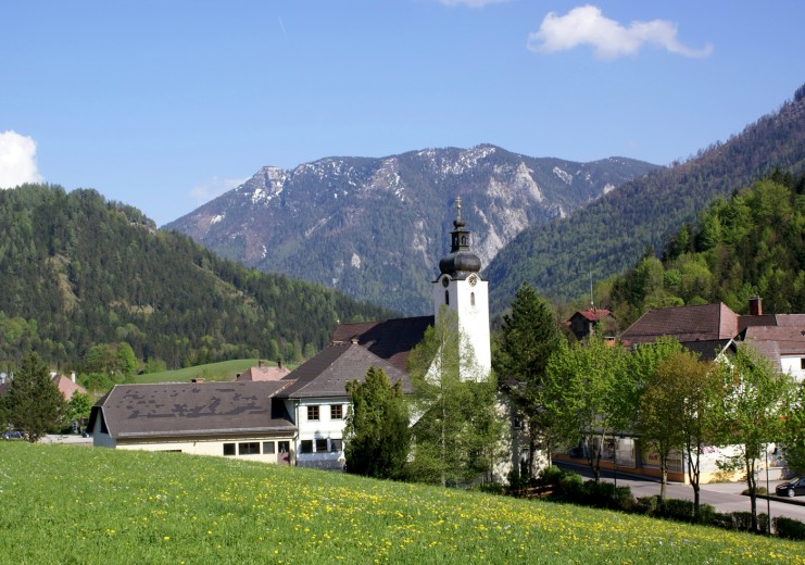 Lunz in estate, Scheiblingstein sullo sfondo